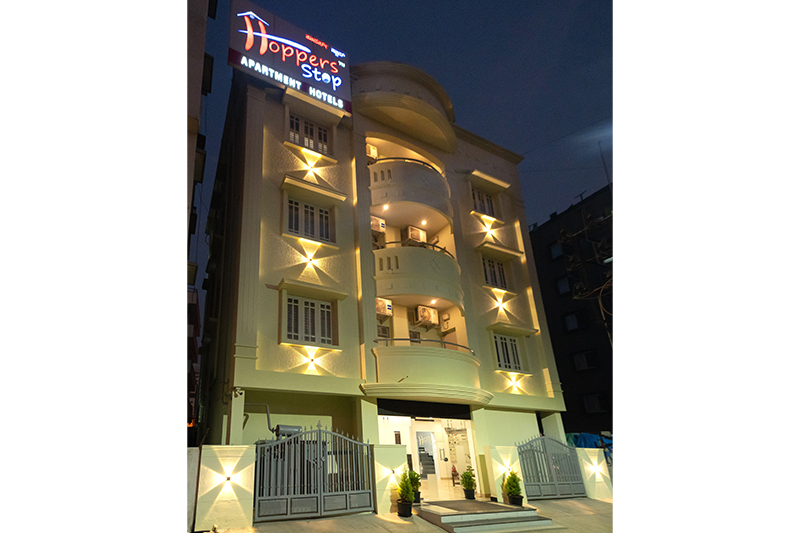 luxury apartment Hotels Near Hebbal